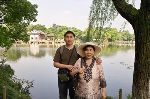 季云芝和她的儿子
